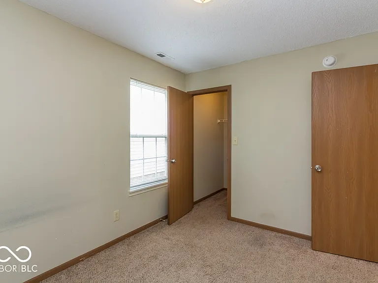 5810 Rolling Bluff Ln — Photo 11