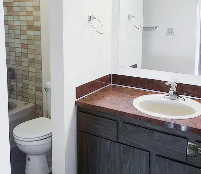 8732 Phinney Ave N #201 — Photo 8