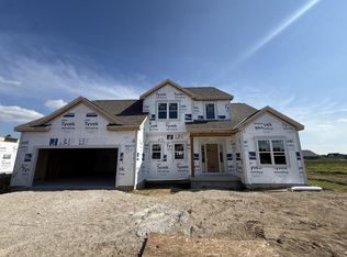 1747 Switchgrass STREET, Oconomowoc, WI 53066