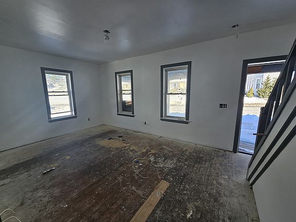 2nd image of 516 Union St #518