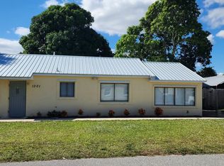 1301 Lynne Dr, Merritt Island, FL 32952