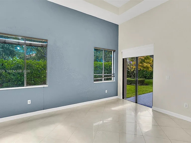 18861 SW 77th Ct — Photo 20