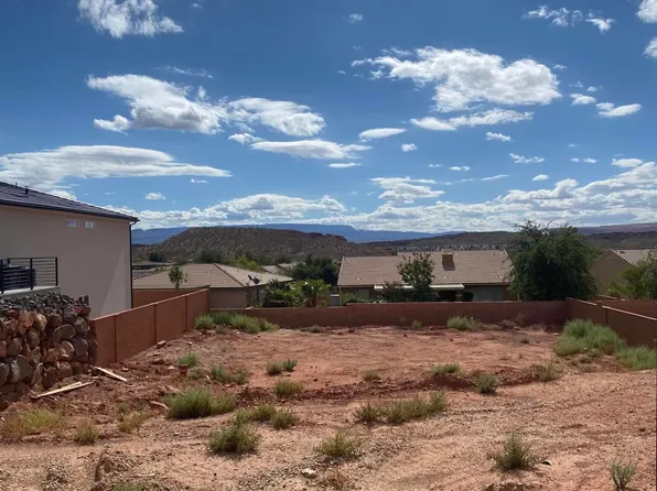 N Leora Dr, Washington, UT 84780