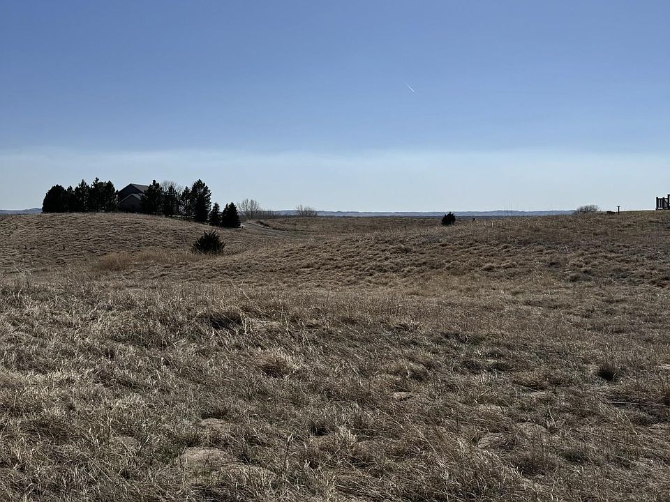 2nd image of 22 Wildhorse Rd