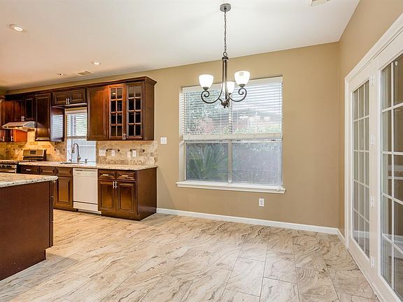 5th image of 4630 Ringrose Dr