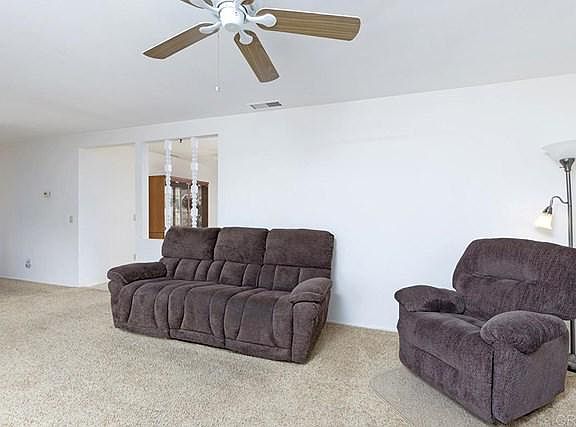 5th image of 1573 Jeffrey Ave