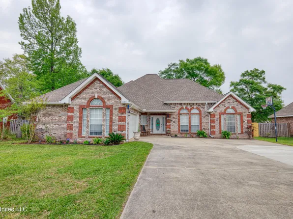 13316 River Rapid Dr, Diberville, MS 39540