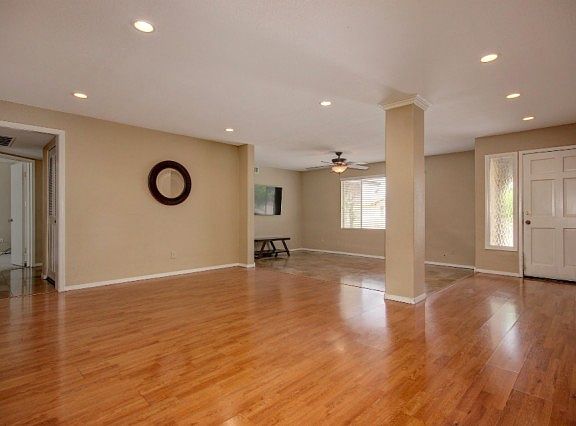 4th image of 4954 W Joyce Cir