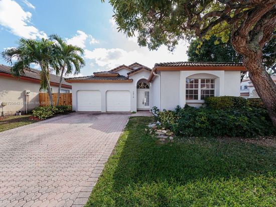 9816 NW 32nd St, Doral, FL 33172