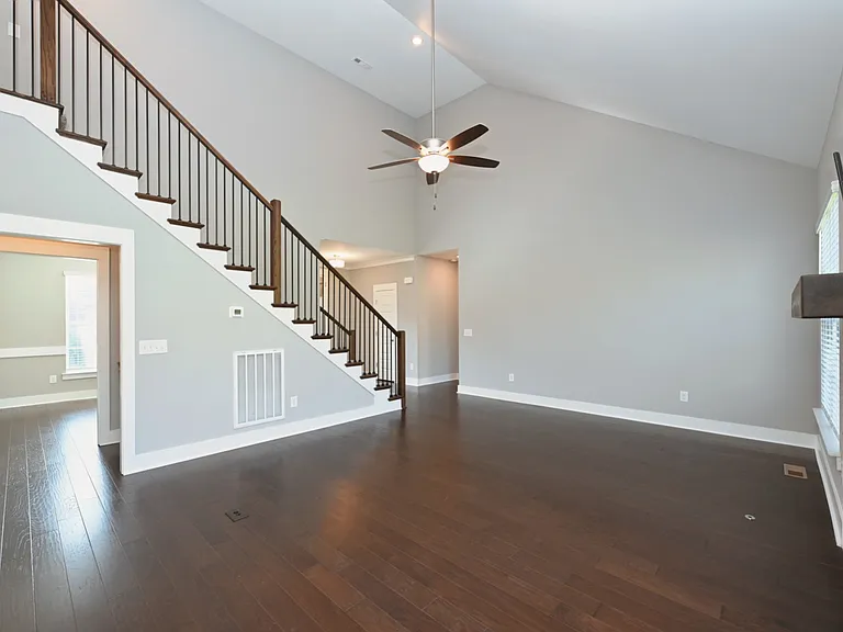 289 Crooked Creek Ln — Photo 10