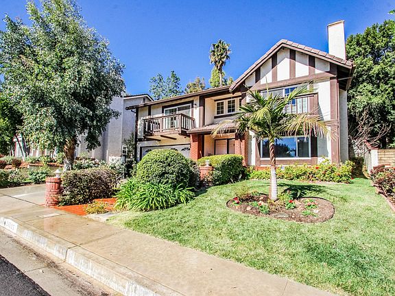2nd image of 24527 Indian Hill Ln