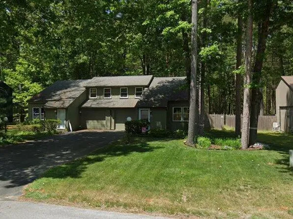 6 Wake Robin Road, Malta, NY 12020