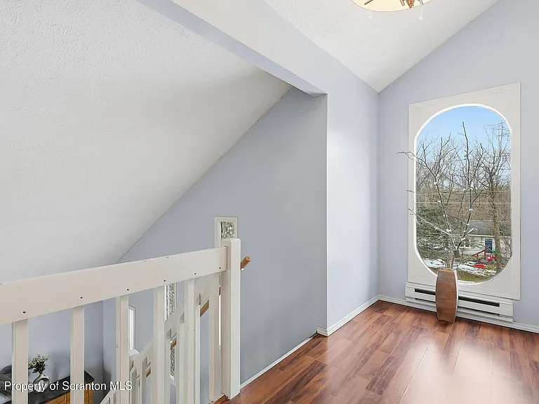 1379 Winding Way — Photo 17
