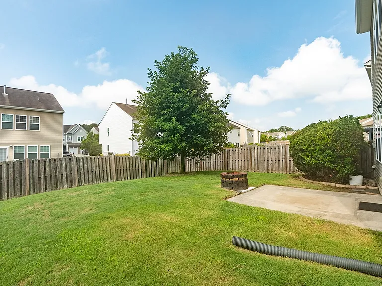 2084 Tanners Mill Dr — Photo 27