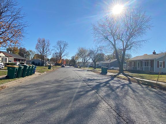 4th image of 3124 Wayne Ave