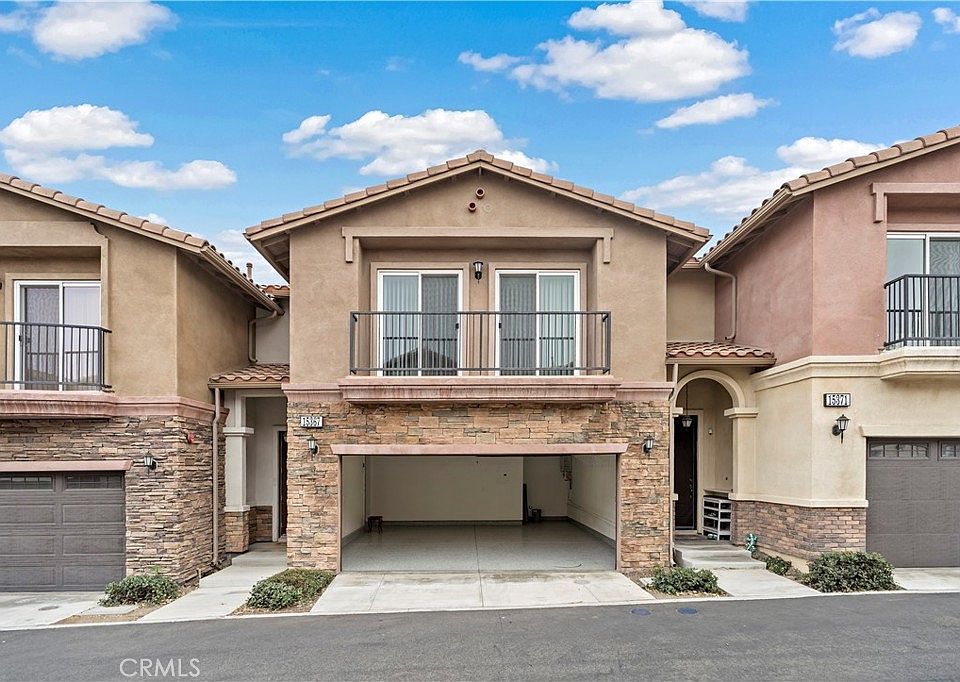 1st image of 15367 Lotus Cir