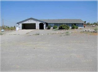 11775 Buckwheat Rd, Pinon Hills, CA 92371