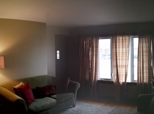 6627 W 63rd Pl, Chicago, IL 60638