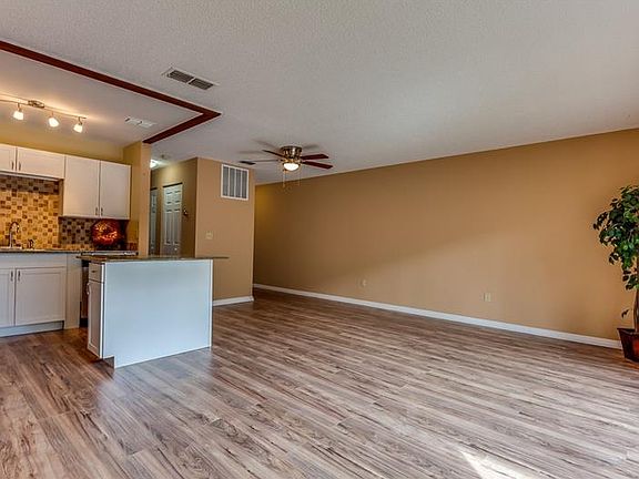 3rd image of 5975 Terrace Park Dr N Unit 206