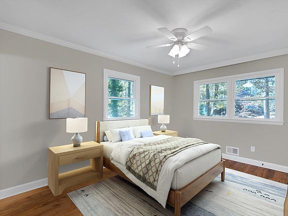 4th image of 125 Tanglewylde Dr
