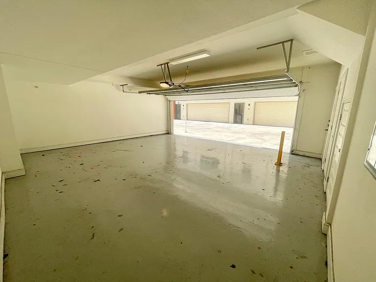 2500 State St #1112 — Photo 36