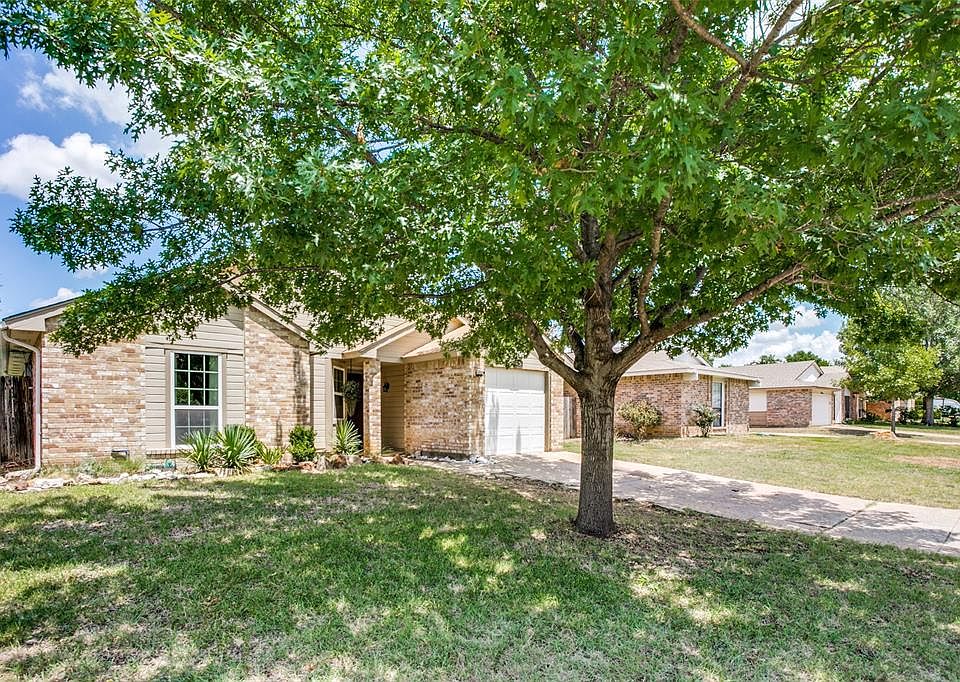 1st image of 4709 China Rose Dr