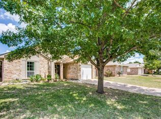 4709 China Rose Dr, Fort Worth, TX 76137