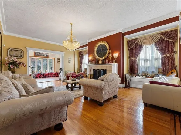 139 86th Street image 10 of 33