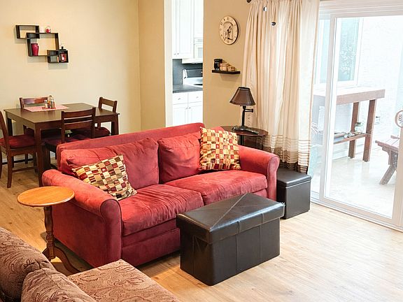 2nd image of 1919 Alameda De Las Pulgas APT 23