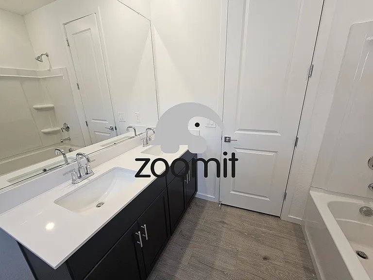 16047 W Honeysuckle Dr — Photo 14
