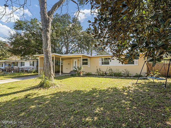 2nd image of 7442 BURLINGAME Drive S