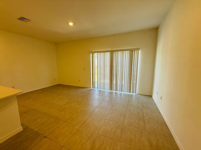 2264 Paravane Way — Photo 5