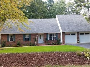 14 Barefoot Ln, Palmyra, VA 22963