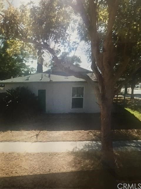 2nd image of 2202 Laramore Ln
