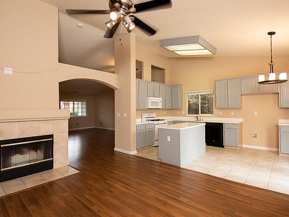 5th image of 5020 Countryridge Ct