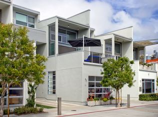 515 30th St #A, Newport Beach, CA 92663