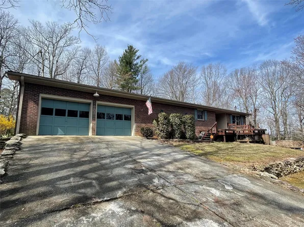 160 School House Rd, Pisgah Forest, NC 28768