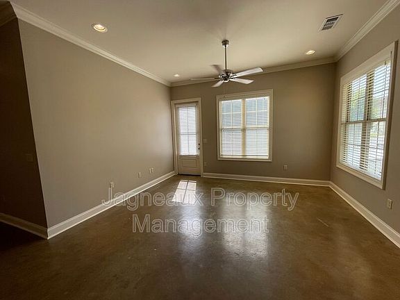 2nd image of 117 Shallowford Dr