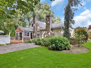 28 Wayside Dr, White Plains, NY 10607