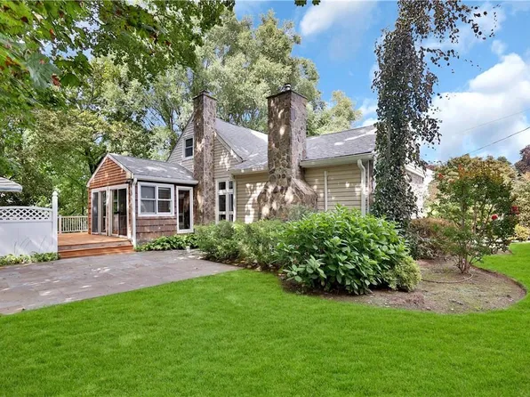 28 Wayside Drive, White Plains, NY 10607