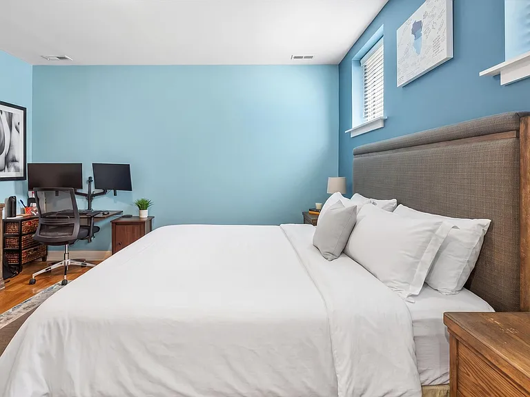 4303 N Kenmore Ave #1S — Photo 8