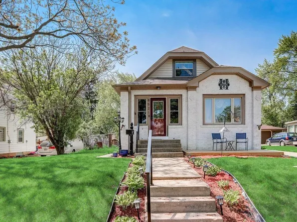 8521 West Arthur AVENUE, West Allis, WI 53227