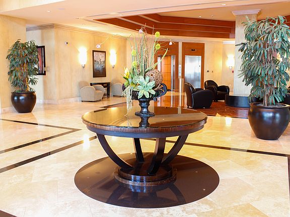 4th image of 7900 Harbor Island Dr APT 511