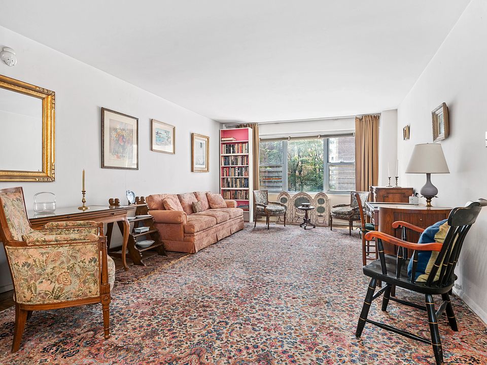 1st image of 360 E 72nd St APT A302