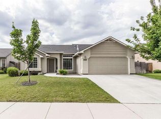 989 W Ashby Dr, Meridian, ID 83646