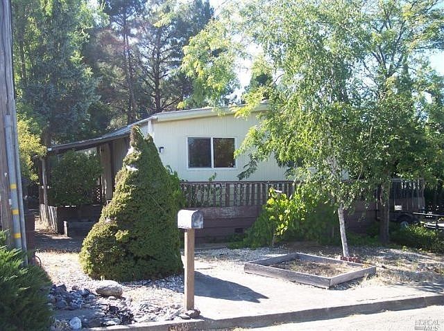 1st image of 21460 Pineview Dr