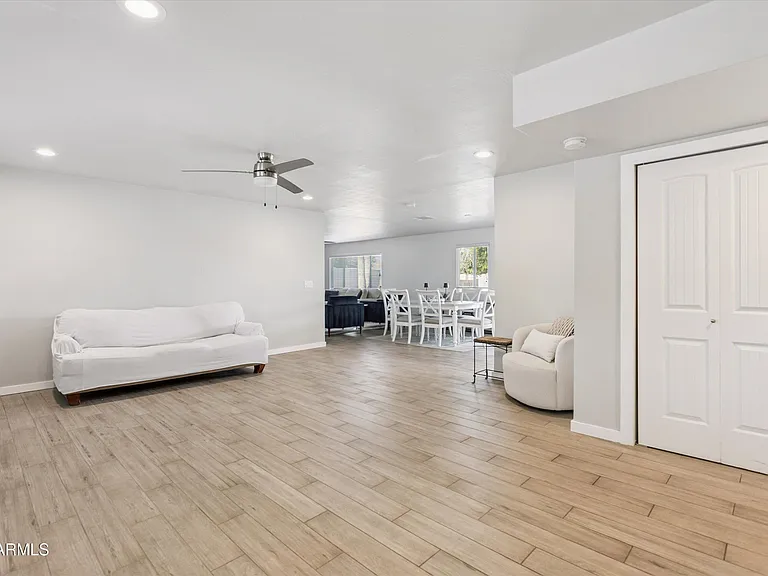 13801 N 56th Pl — Photo 6