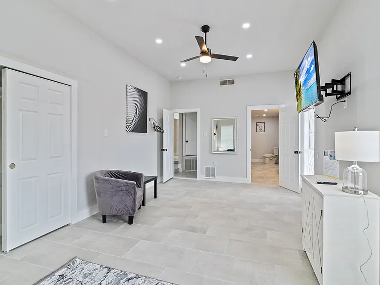2831 Whisper View St — Photo 48