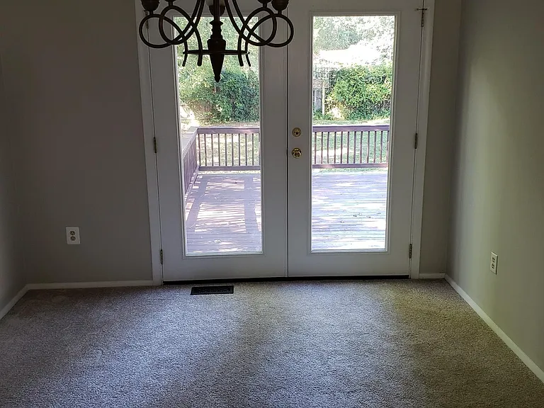 9406 Emmett Ct — Photo 7