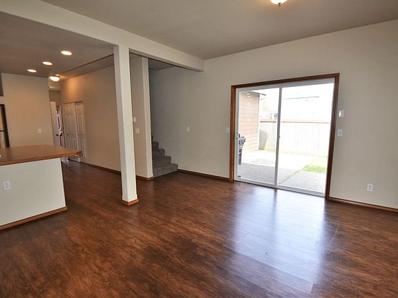2nd image of 15005 87th Ave E